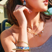 Load image into Gallery viewer, Arrow Screw Bar Bangle (available in 3 colors)