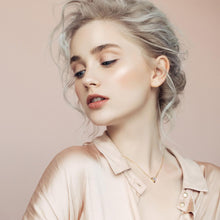 Load image into Gallery viewer, CZ V-Shaped Set Pendant Necklace